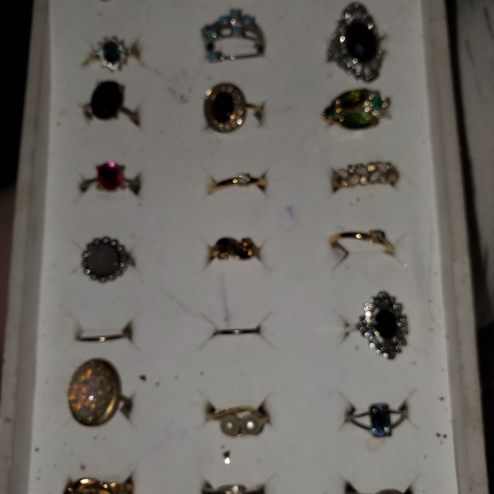 Ring lot